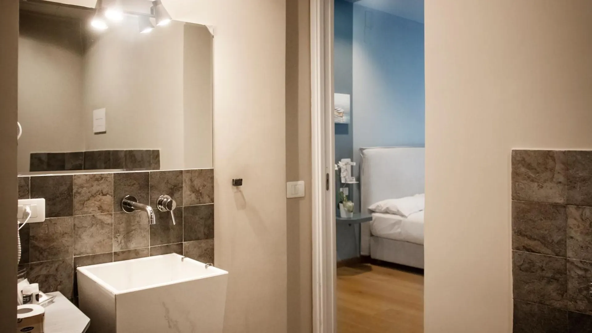 Hotel Il Sanfilippo Napoli 5*,  Italia